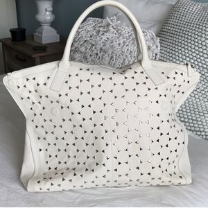 Alexander McQueen Off-white leather tote